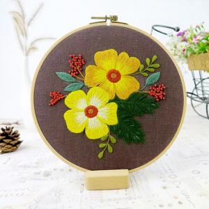 EM-002 Embroidery Kit Spring Flowers